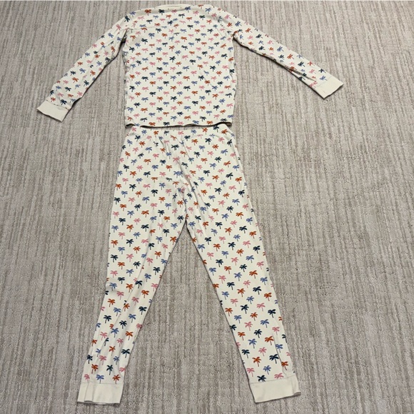 Roller Rabbit x Faherty girls pajamas BOX included - Picture 12 of 13